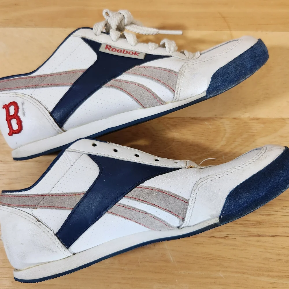Reebok Classic Womens‎ Boston Red Sox shoes size 5 Vintage Rare Baseball Retro